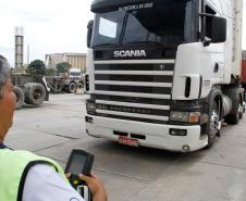 Porto de Paranaguá ganha nova alça de acesso e pátio para caminhões bitrem