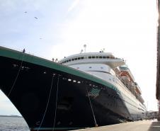 Porto de Paranaguá recebe primeiro navio de cruzeiro da temporada 2015/2016