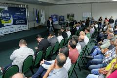 Evento na noite de segunda-feira (9) apresentou obras e projetos para empresários e produtores dos Campos Gerais.