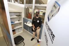 Em todos os turnos, as pessoas que acessam a faixa podem ser sorteadas, de forma eletrônica, a passar pelo teste que verifica o nível de álcool. O profissional não é obrigado a fazer o teste, mas, ao recusar-se, não acessará a faixa portuária.