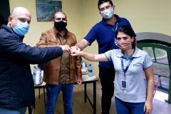 Objetivo é recuperar 40 hectares de áreas nas regiões de Paranaguá e Antonina e conservar 300 hectares de mata nativa por meio da regularização ou inscrição do proprietário rural no Cadastro Ambiental Rural. Programa foi o assunto de reunião em Antonina, nesta semana.