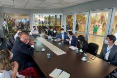 Portos do Paraná apresenta projetos de expansão a grupo internacional de investidores