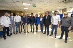 Deputados estaduais visitam o Porto de Paranaguá e homenageiam portuários