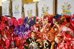 Hoje, a Portos do Paraná fez a entrega oficial das doações de cobertores para a campanha Aquece Paraná, da Secretaria Geral de Ação Solidária (SGAS), do Governo do Estado.   O evento foi na sede do D.E.R. junto com a Secretaria da Infraestrutura e Logística e Nova Ferroeste.  Foram quase 300 cobertores só da Portos do Paraná! Mais de 500 com demais órgãos.  A você, que contribuiu, nosso agradecimento!