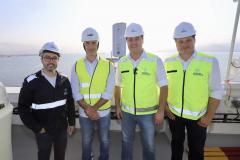 Governador conhece o primeiro navio sustentável do mundo, que está no Paraná