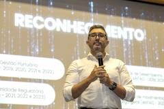 Portos do Paraná arrecada 300 quilos de alimentos em palestra na Isulpar