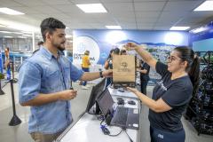 Atletas retiram os últimos kits da Corrida do Porto neste sábado 
