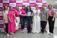 Portuários do Paraná doam cabelos para campanha Outubro Rosa