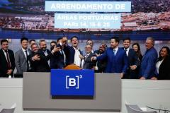 Leilões de áreas portuárias movimentam R$ 855 milhões em outorgas e garantem R$ 2,2 bilhões em investimentos no Paraná