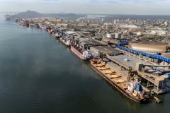 Portos do Paraná registram maior movimentação de agosto da série histórica