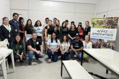 Adolescentes da Ilha dos Valadares concluem curso de informática da Portos do Paraná