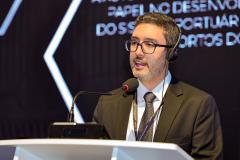 Portos do Paraná destaca avanços regulatórios e modernização em congresso internacional