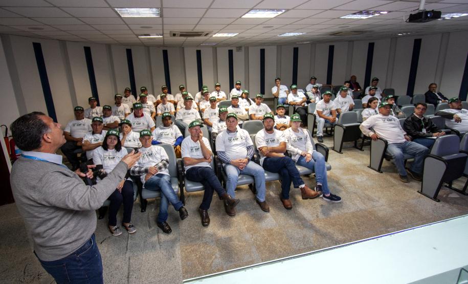 Produtores rurais visitam Porto de Paranaguá