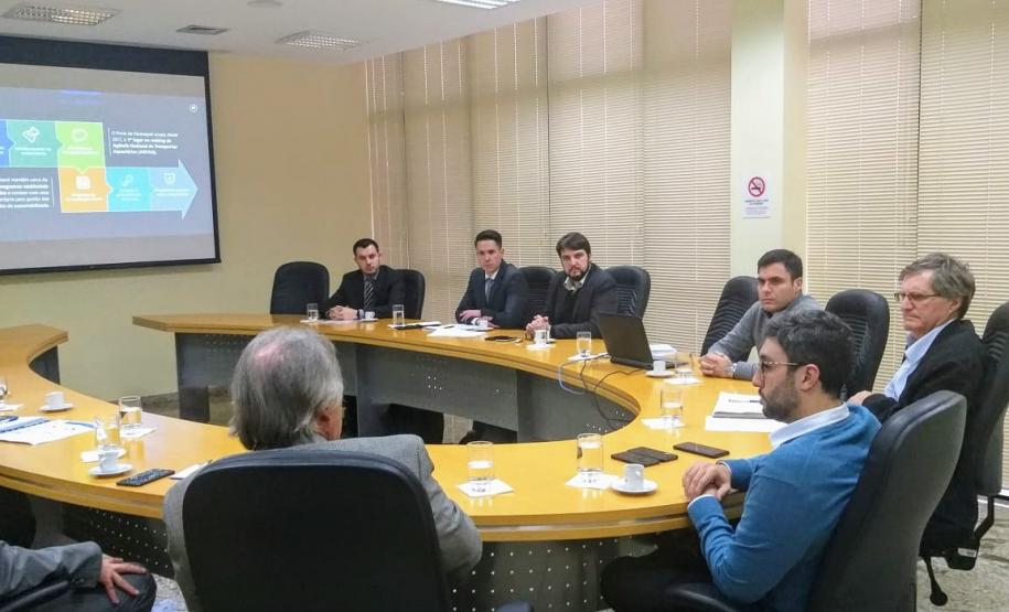 Portos do Paraná apresenta projetos para setor produtivo