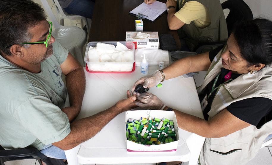 Evento atendeu cerca de 180 caminhoneiros no Pátio de triagem do Porto de Paranaguá. Foram ofertados serviços gratuitos como vacinação, medição de pressão e diabetes, corte de cabelo, orientação espiritual e palestras sobre trânsito e segurança.