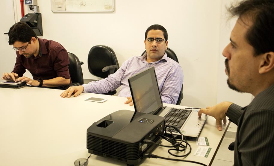 Porto de Suape estuda adotar gestão dos Portos do Paraná