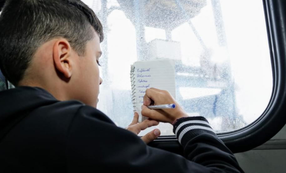 Projeto auxilia crianças a entenderem a dimensão, a realidade e a importância das atividades portuárias, assim como a relação do porto com a cidade