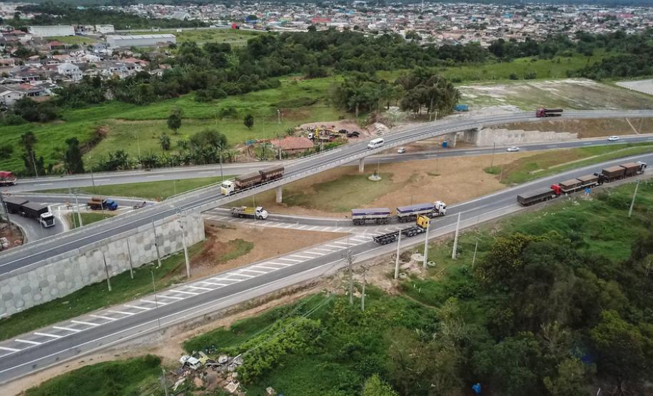 O governador Carlos Massa Ratinho Júnior inaugura nesta quinta-feira (10) , o viaduto da BR-277 e as obras de ampliação do Terminal de Contêineres de Paranaguá (TCP).