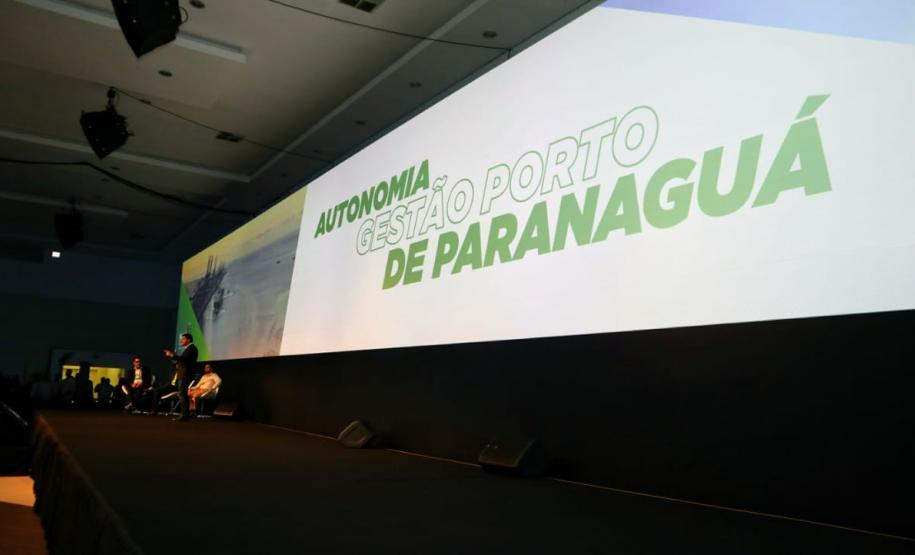 Empresa pública quitará débitos de R$ 25 milhões, que existiam desde 2014. Dinheiro será investido em obras e melhorias para a população.