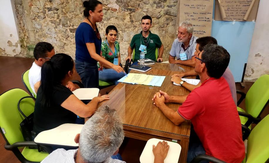 Paraná participa do plano de gestão de pesca de camarões