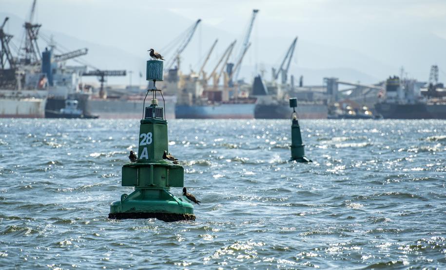 Terminais paranaenses chegaram a quase 100% no Índice de Eficácia por Balizamento do Centro de Auxílio à Navegação Moraes Rego, da Marinha do Brasil, uma métrica usada para avaliar a segurança no tráfego marítimo em todo o mundo.