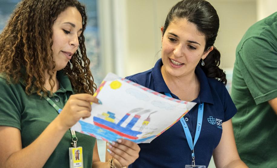 Lista com os nomes será divulgada na segunda-feira (2/12). Serão premiados 13 alunos de escolas públicas municipais de Paranaguá e cinco de Antonina.