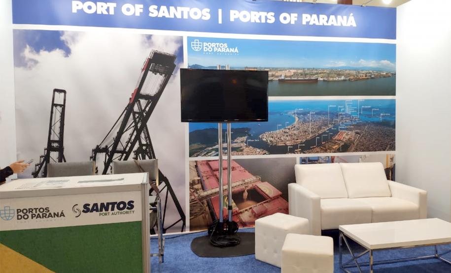 As oportunidades de negócios nos Portos do Paraná estão sendo apresentadas em Miami (EUA) no 28.º Congresso Latino-Americano de Portos. A empresa pública paranaense representa os terminais brasileiros e participa do evento junto com a Autoridade Portuária de Santos.