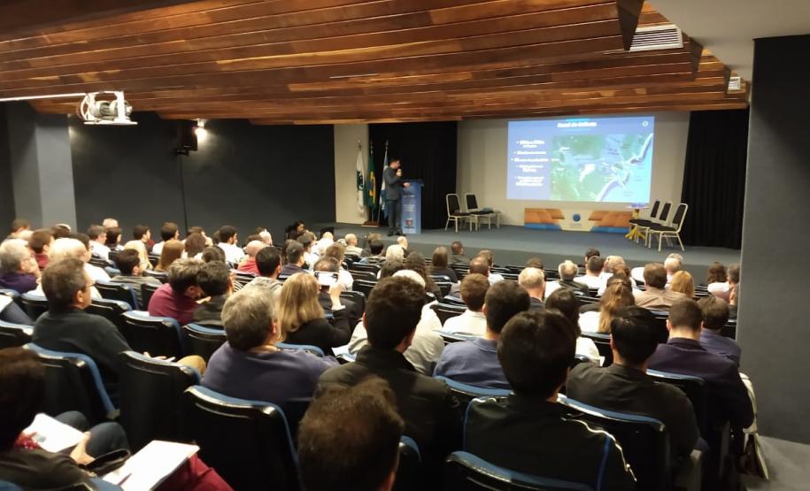 Referência no modal hidroviário, a empresa pública participou nesta quarta-feira (06) do I Seminário Infraestrutura Paraná com duas palestras sobre o setor portuário, em Curitiba.