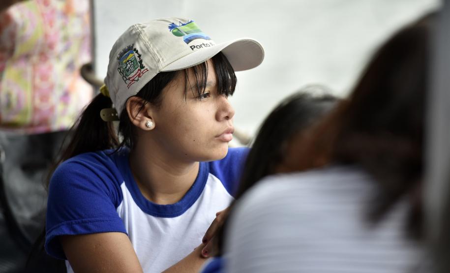 A empresa pública Portos do Paraná acaba de renovar o convênio do Projeto Porto Escola com os municípios de Paranaguá e Antonina. Com o ato desta terça-feira (10), a empresa dá continuidade à atividade que tem como objetivo abrir e aproximar ainda mais o porto da cidade. No programa, isso se dá através da educação. Em cinco anos, já são 9.561 alunos atendidos.