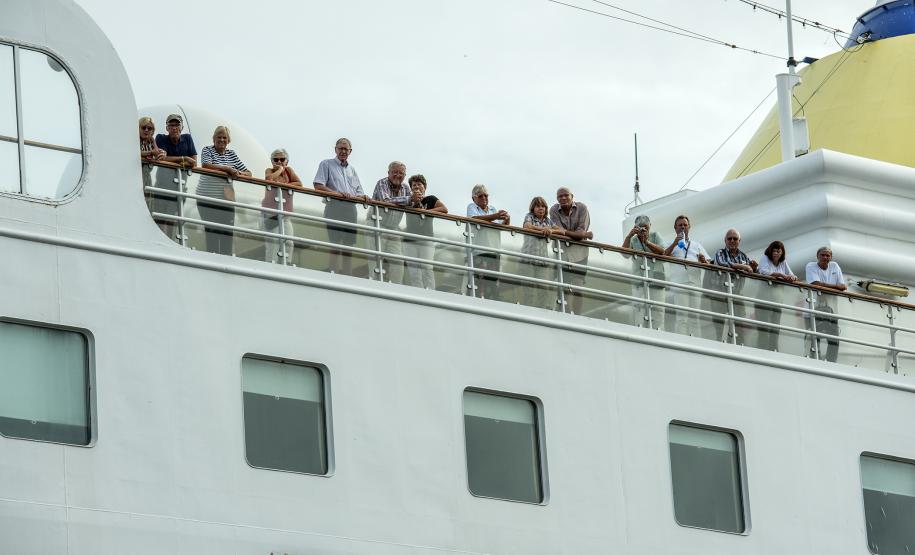 Depois de igrejas e museu, um dos lugares mais procurados pelos turistas que desembarcaram foi o Mercado Municipal