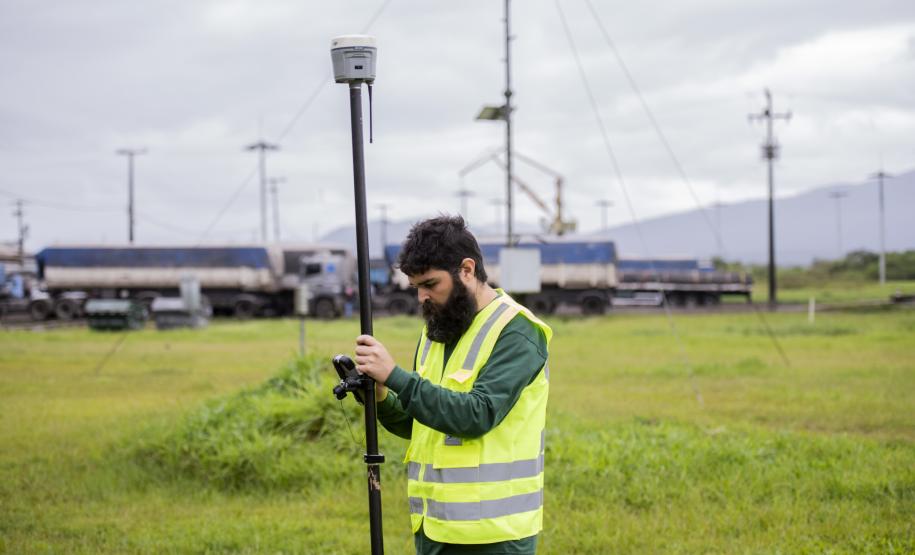 O cuidado com o Meio Ambiente também marcou o ano nos portos paranaenses, que foram a única autoridade portuária do mundo a palestrar em evento da COP25, em Madri. O Porto de Paranaguá também se manteve na liderança dos maiores portos do Brasil no Índice de Desempenho Ambiental da Agência Nacional de Transportes Aquaviários (ANTAQ).