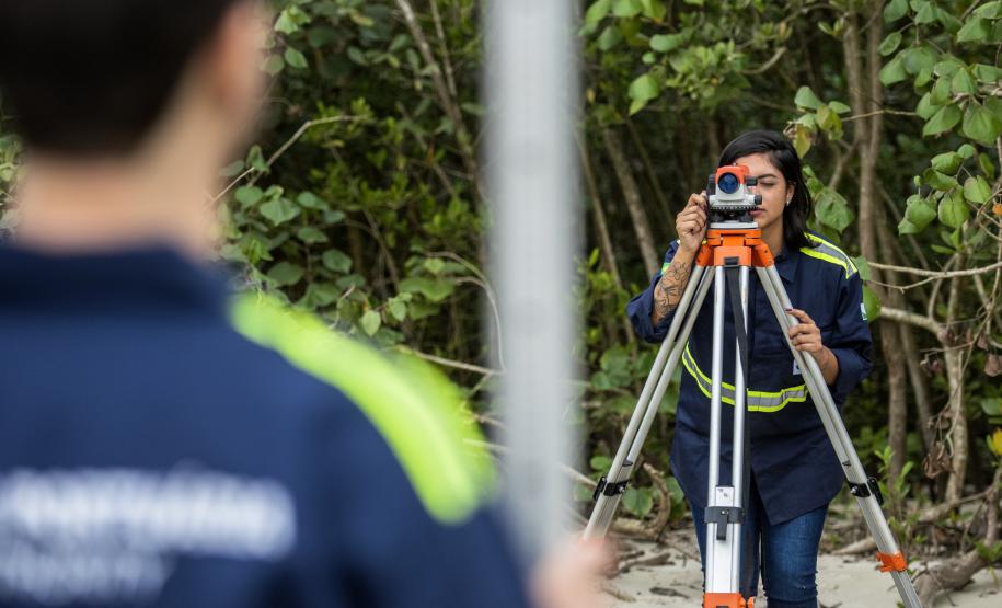 O cuidado com o Meio Ambiente também marcou o ano nos portos paranaenses, que foram a única autoridade portuária do mundo a palestrar em evento da COP25, em Madri. O Porto de Paranaguá também se manteve na liderança dos maiores portos do Brasil no Índice de Desempenho Ambiental da Agência Nacional de Transportes Aquaviários (ANTAQ).