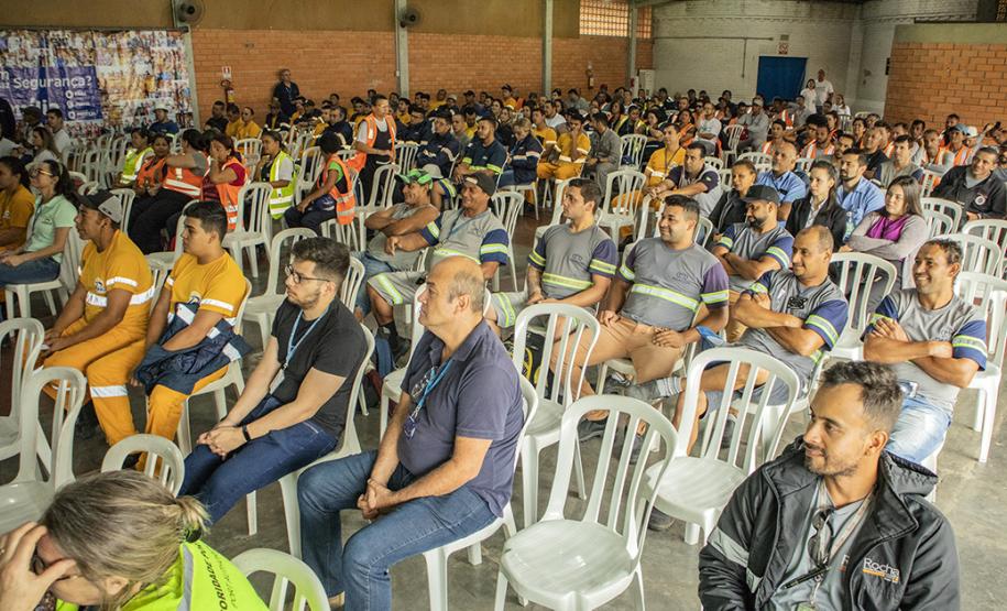 Encontro anual reúne empregados da Portos do Paraná, Ogmo, órgão gestor da mão de obra dos trabalhadores portuários avulsos, e mais 13 empresas. Este ano, o foco está nas atividades em altura, mas são abordados diversos temas sobre as rotinas dos profissionais.