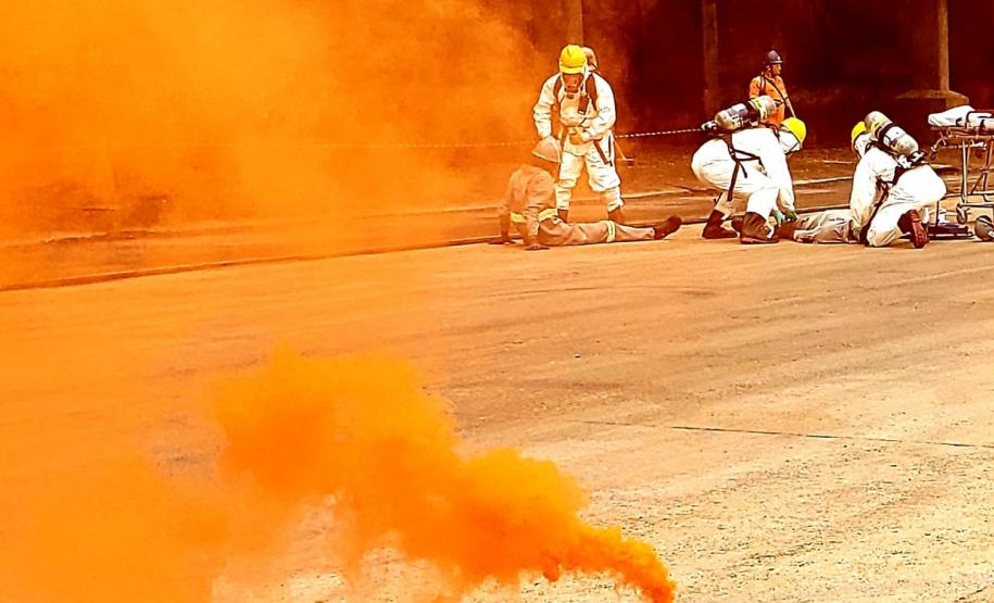 Esta é a primeira ação deste tipo e preparou trabalhadores de vários setores e empresas para dar resposta rápida e eficaz em caso de contato com produtos usados na fumigação