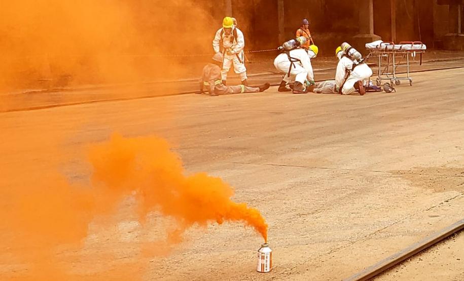 Esta é a primeira ação deste tipo e preparou trabalhadores de vários setores e empresas para dar resposta rápida e eficaz em caso de contato com produtos usados na fumigação