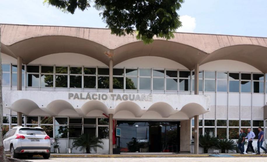 Entre os novos servidores do quadro da empresa pública, 13 novos Agentes Portuários para funções administrativas e três Técnicos para a Operação Aduaneira e Logística.