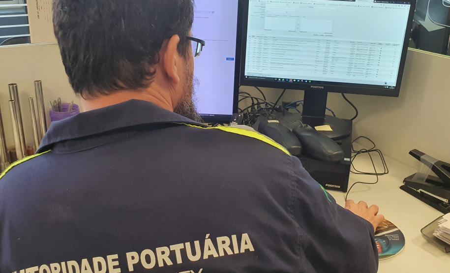 Portos paranaenses receberam a classificação nível A, de menor de risco, da Agência Nacional de Transportes Aquaviários (Antaq). A empresa pública atende às normas definidas para o setor, o que dá segurança aos clientes e usuários e aumenta a confiança do mercado.