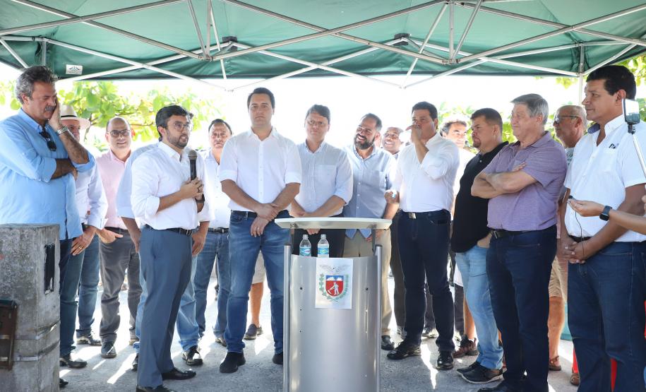 Trapiches de Encantadas e Nova Brasília serão reformados, reforçados e ampliados. Vão receber nova iluminação, rampas acessíveis, lixeiras, coberturas. Medida se soma a outros R$ 8 milhões aplicados em melhorias na Ilha do Mel, um cartão-postal do Paraná.