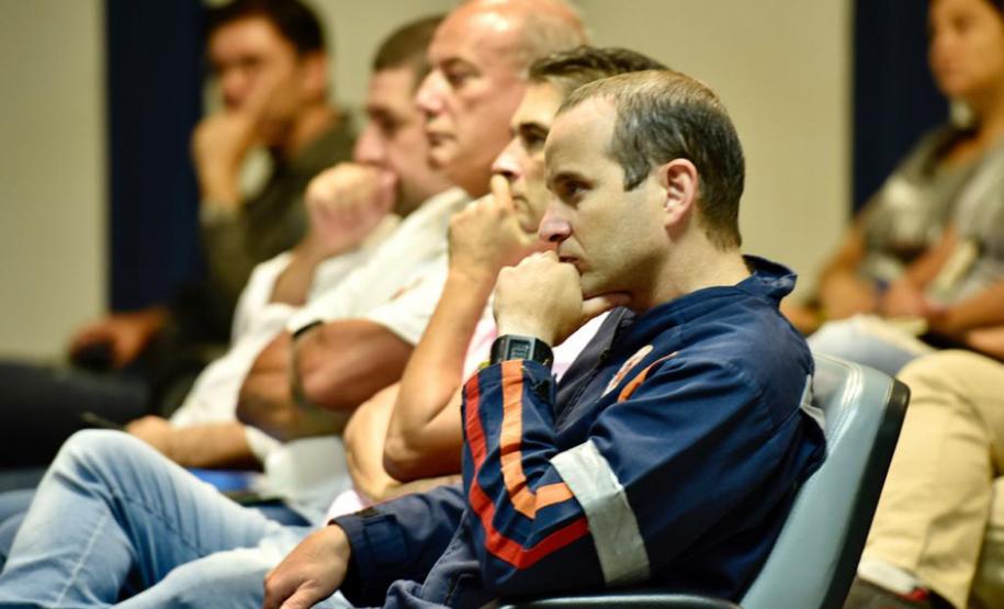 Portos do Paraná realizou reuniões com Anvisa, Marinha, Regional de Saúde, Samu, Hospital Regional do Litoral, empresas, armadores e operadores portuários, sobre o novo coronavirus. Foi ressalta importância dos planos de contingência e da articulação entre órgãos para o enfrentamento da doença.