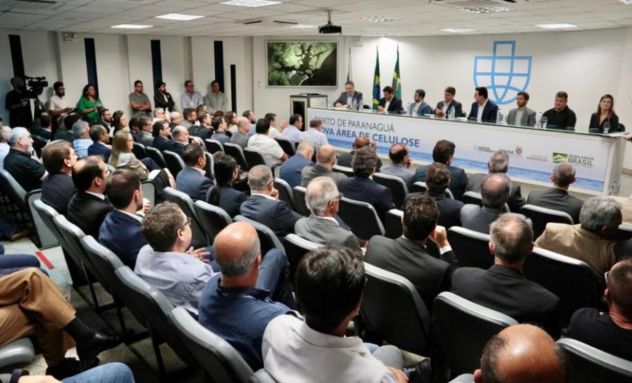 partir desta quinta-feira (27) a Klabin passa a administrar espaço para cargas de celulose. Empresa deve investir até R$ 130 milhões no terminal.