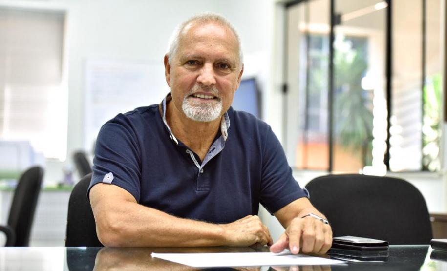 egundo Albano Simões Pinto, um dos responsáveis da agência marítima Cargonave, em Paranaguá, quando se fala em utilização do Canal do Panamá seria para cargas destinadas basicamente ao Norte da China.