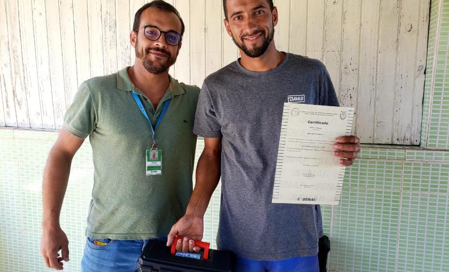 Curso de mecânica de embarcações atende condicionantes referentes a dragagem, impostas pelo Ibama