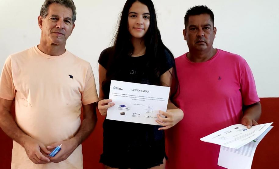 Empresa pública promoveu curso para preparar a comunidade para o mercado de trabalho. Conteúdos abordaram como produzir documentos, planilhas, acessar e-mails e navegar na internet