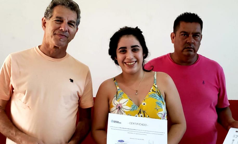 Empresa pública promoveu curso para preparar a comunidade para o mercado de trabalho. Conteúdos abordaram como produzir documentos, planilhas, acessar e-mails e navegar na internet