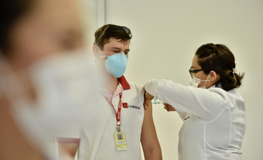 Empregados de empresas que atuam no Porto de Paranaguá serão vacinados nesta quarta-feira (29) e quinta-feira (30), contra o vírus da Influenza.