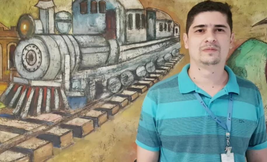 Empresa pública faz homenagem para o Dia do Trabalho. Atividade portuária movimenta extensa cadeia de negócios e empregos. Do campo ao porto, são milhares de trabalhadores envolvidos. Desde os produtores rurais, passando pela indústria, o transporte e o embarque nos navios.