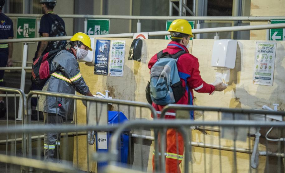 As ações incluem a aferição de temperatura de 195,6 mil pessoas, medidas de higiene e limpeza e campanhas internas de conscientização.