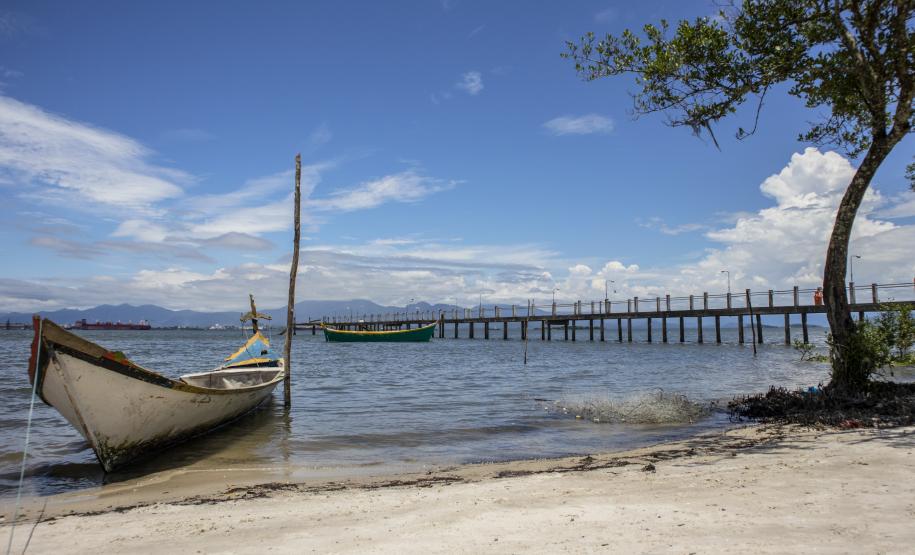 “É uma maneira mais humana de enxergar o meio ambiente, promover o empoderamento desses povos, através do uso de energias renováveis, da ciclagem de nutrientes, da redução de descarte de resíduos sólidos, entre outros.”
