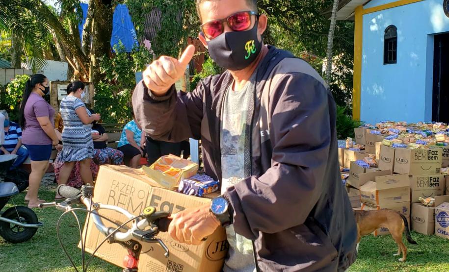 A ação envolveu oito barcos, distribuiu 1.043 cestas básicas e foi coordenada pela Diretoria Empresarial da Portos do Paraná. Foram beneficiados moradores da Ilha do Mel - Brasília, Encantadas e Ponta Oeste, Superagüi, São Miguel, Piaçaguera, Maciel, Eufrasina, Ponta do Ubá, Amparo, Europinha, Teixeira e Ilha das Peças.