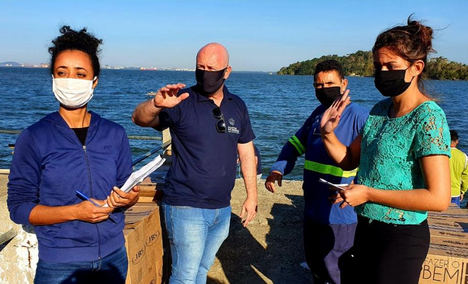 A ação envolveu oito barcos, distribuiu 1.043 cestas básicas e foi coordenada pela Diretoria Empresarial da Portos do Paraná. Foram beneficiados moradores da Ilha do Mel - Brasília, Encantadas e Ponta Oeste, Superagüi, São Miguel, Piaçaguera, Maciel, Eufrasina, Ponta do Ubá, Amparo, Europinha, Teixeira e Ilha das Peças.